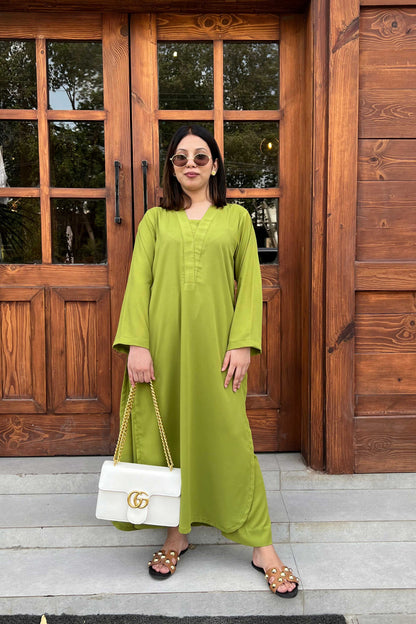 Parrot Green V-neck Set